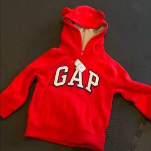 New Gap red fleece Sweatshirt size 5 years